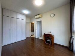 Sea Esta (D18), Condominium #609119111